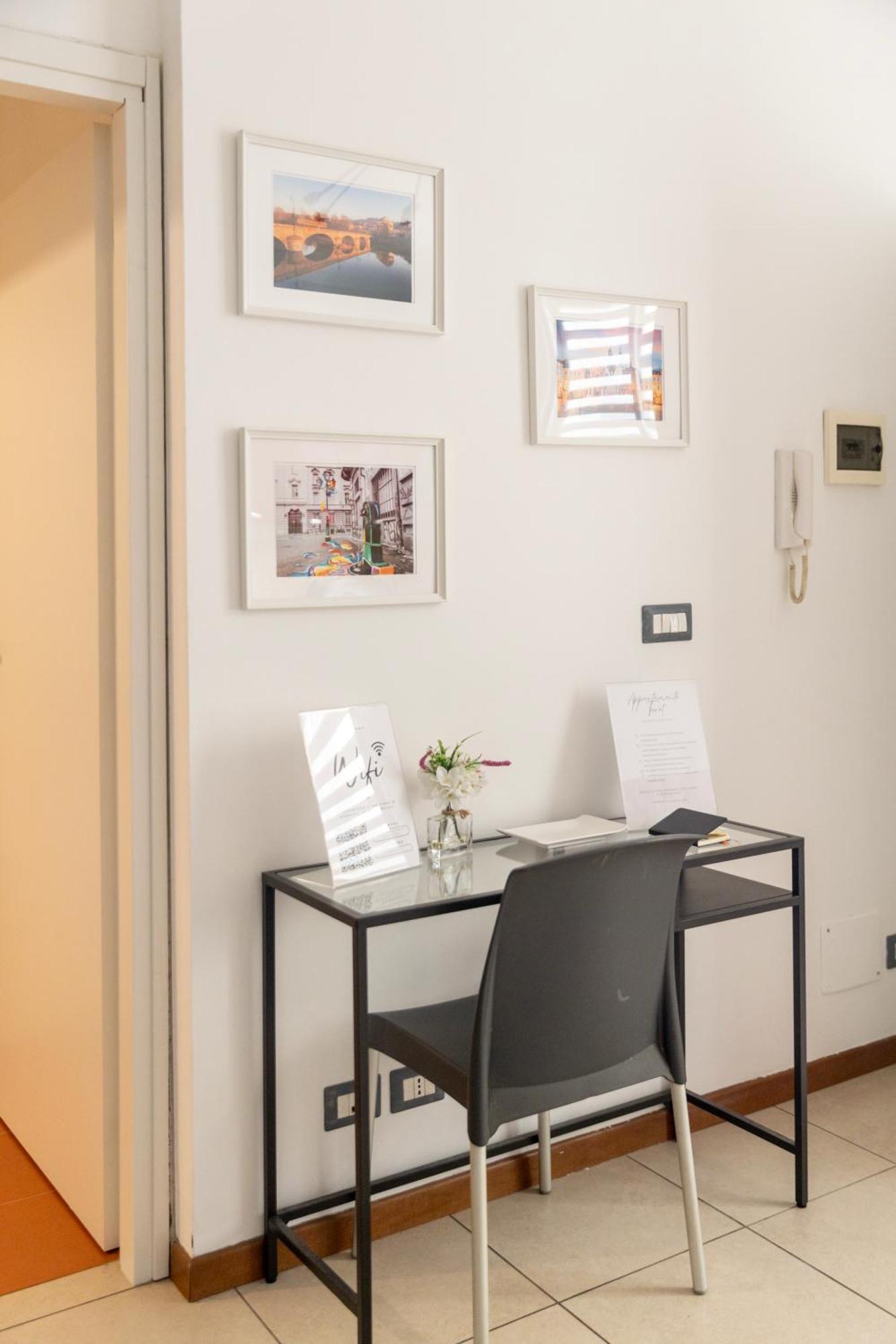 Toret Vanchiglia Studio Apartment Турин Экстерьер фото